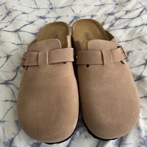 Boston Clog Soft Footbed
Suede Leather from Birkenstock